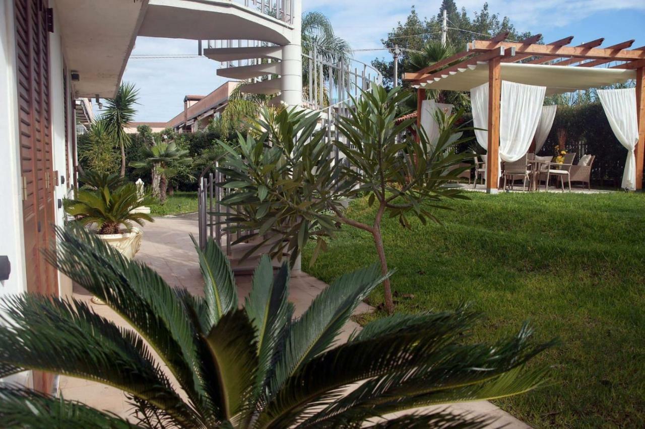 Villa Grazia Фондакелло Экстерьер фото